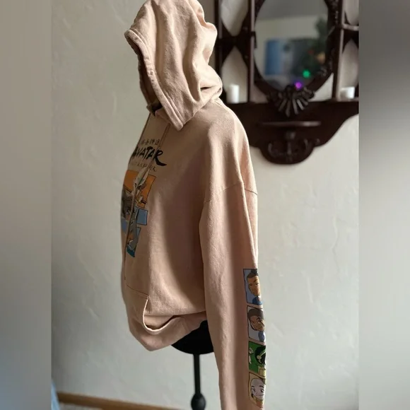 Avatar Tan Hoodie - Picture 2 of 4